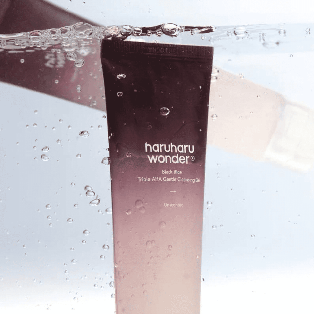 Black Rice Triple AHA Gentle Cleansing Gel (100ml)
