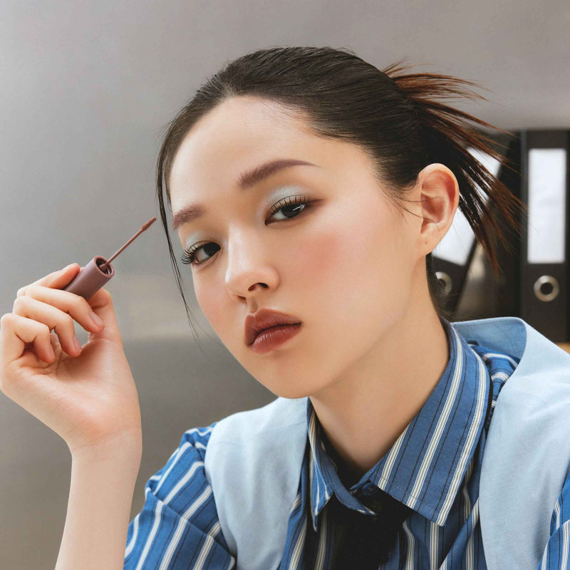 LAKA Pixi Brow Cara MODEL