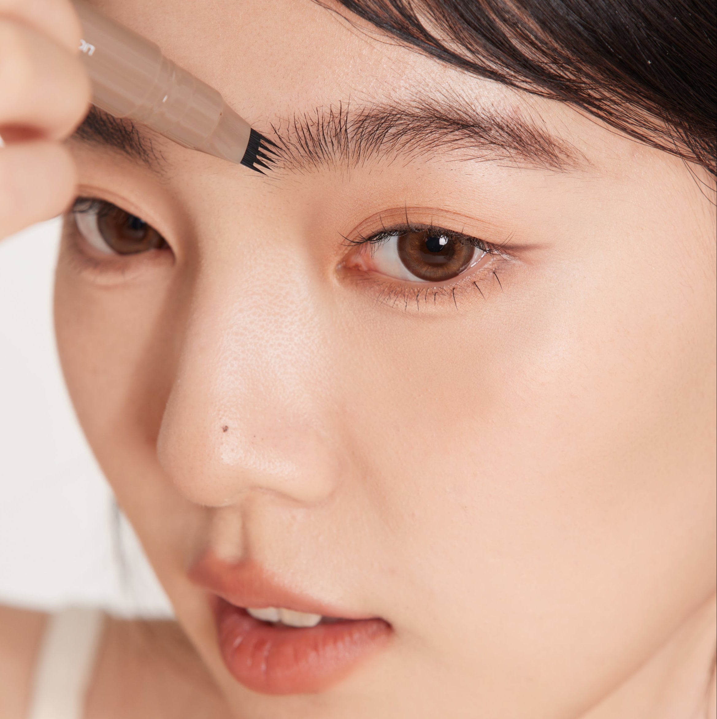 JUDYDOLL Liquid Eyebrow Pen (2 Colours) – Skin Cupid