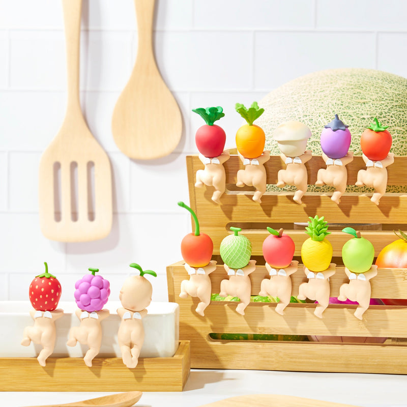 SONNY ANGEL Hippers Harvest CONCEPT SHOT BACK